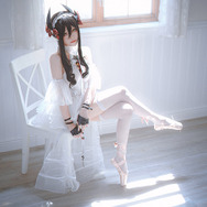 イネス『アークナイツ』/モデル:如月夏巳