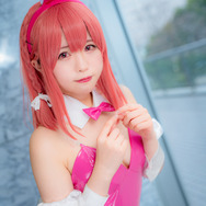 桜沢墨(バニーガール)『彼女、お借りします』/モデル:いすみ@_isumin_、撮影:Jon@Jon1569