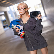 美少女エルフに変身する異世界おじさん『異世界おじさん』