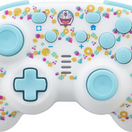 『ドラえもん』柄のスイッチ用コントローラーが登場！重さは純正Proコンの半分以下、お子様が持ちやすいサイズ感