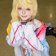 星川サラ「にじさんじ」／モデル：霧野、撮影：tama