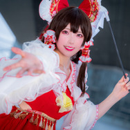 霊夢『東方Project』／ゆうきれん（@noncos_11）、撮影：Jon