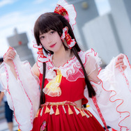 霊夢『東方Project』／宮本なる（@miyamotonaru）、撮影：Jon