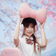 シナモンとキティのゲーミングチェアが汚れにくくなって新登場！雲の形のランバーサポートやリボン型のベッドレストがキュート