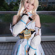 蛍『原神』／モデル：東雲うれは、撮影：tama