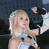 蛍『原神』／モデル：東雲うれは、撮影：tama