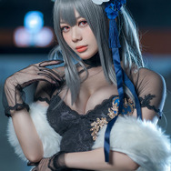 ルイ9世『アズールレーン』／モデル：阿九（Weibo：@阿九从不咕咕）、撮影：桃芒（Weibo：@-桃芒-）