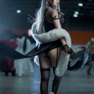 ルイ9世『アズールレーン』／モデル：阿九（Weibo：@阿九从不咕咕）、撮影：桃芒（Weibo：@-桃芒-）