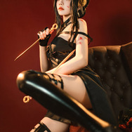 ヨル・フォージャー『SPY×FAMILY』／桜桃喵（Weibo：@桜桃喵）