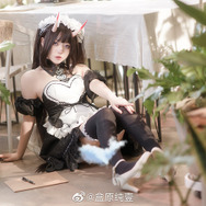 熊代『アズールレーン』／盒盒（@tengyuan0_hh）