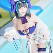 チェシャー『アズールレーン』／箱ネコ（@hakonyanya）、撮影：凸ポン（@dekoponP）