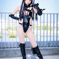 U-47『アズールレーン』／暁（@Akatsuki_cos_08）