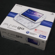 本日発売!「PSPgo」ファーストインプレッションレポート!