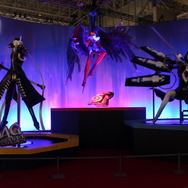 『ペルソナ』等身大「アルセーヌ」たちがアトラスブースに!展示前には「モルガナ」の姿も【TGS2022】