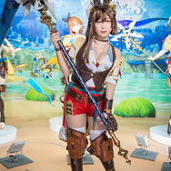 ライザ『ライザのアトリエ』／伊織もえ（@iorimoe_five）、撮影：乃木章