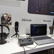 大人気ストリーマー関優太の「防音室」をヤマハブースで再現？―ミキサー・ヘッドセット展示の横でそびえるペットボトルの山【TGS2022】