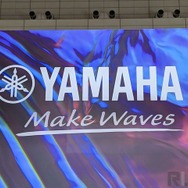 大人気ストリーマー関優太の「防音室」をヤマハブースで再現？―ミキサー・ヘッドセット展示の横でそびえるペットボトルの山【TGS2022】