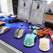 重量わずか187g！最新ヘッドセットに大注目―海外ゲーミングデバイスを扱う「ふもっふのおみせ」ブースレポート【TGS2022】