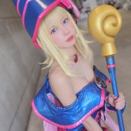 「えなこ」さん公式Twitter（@enako_cos）から引用。