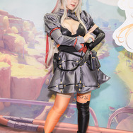 クローディア『Tower of Fantasy』/モデル:伊織もえ、撮影:tama