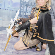 バイス『白夜極光』/モデル:あまねるみ、撮影:tama