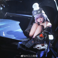 ヘラ『無期迷途』／六二二（Twitter：@sixtutu622、Weibo：@六二二同学）