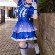 勇気ちひろ「にじさんじ」／モデル：小雪うの、撮影：tama