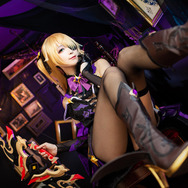 フィッシュル『原神』／箱ネコ（@hakonyanya）、撮影：亜紀（@Akika_70）