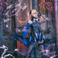 フィッシュル『原神』／ひのきお（@hinokio_q）、撮影：ddw（@d_d_w_cos）