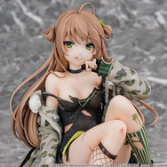 『ドルフロ』ダメージを受けた「Am RFB」がフィギュアに！破れた服と、余裕の“舌ペロ”がアンバランスな美しさを生む