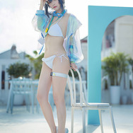 ラ・プルマ（水着）『アークナイツ』