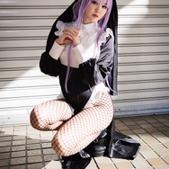 創作シスター／モデル：ねり梅、撮影：乃木章