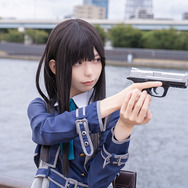 井ノ上たきな『リコリス・リコイル』／モデル：ゆき、撮影：tama