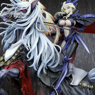 圧倒的な造形と下乳の大迫力…！『FGO』超大型フィギュア「ランサー／アルトリア〔オルタ〕」予約開始