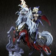 圧倒的な造形と下乳の大迫力…！『FGO』超大型フィギュア「ランサー／アルトリア〔オルタ〕」予約開始