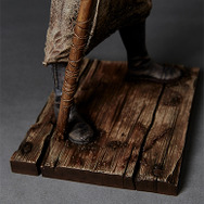 『サイレントヒル2』立ち塞がる「赤い三角頭」が立体化―痛々しい生傷や錆びた金属まで完全再現