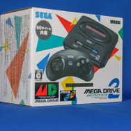 SEGA - メガドライブ　メガドライブ２　本体　箱・取扱説明書・付属品付き 51SYEZyEd5L._UF894,1000_QL80_.jpg