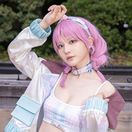 アズリウス『アークナイツ』／モデル：やもはちこ、撮影：tama