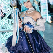 初音ミク「VOCALOID」／モデル：まるたまる、撮影：tama