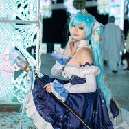 初音ミク「VOCALOID」／モデル：まるたまる、撮影：tama