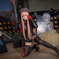 ラピ『NIKKE』ブース／モデル：AZA（@azamiyuko_cos ）、撮影：乃木章