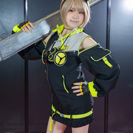 QooCam EGOブースコンパニオン／撮影：tama