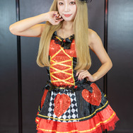 QooCam EGOブースコンパニオン／撮影：tama