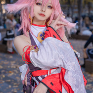 コスプレ】夜景に映える『原神』雷電将軍に八重神子、初音ミクが