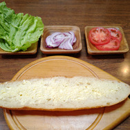 ハードコアゲーミング料理第8回『ポケモンSV』が遊びたい男のおしゃれサンドイッチと欲望ベーコンタワー【特集】