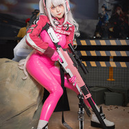 アリス『勝利の女神：NIKKE』／モデル：DyangYi（@DyangYi）、撮影：乃木章