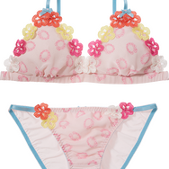 「ピカチュウ」「ワンパチ」たちが、オトナ可愛いブラセット・ルームウエアに!『ポケモン』×「ピーチジョン」コラボは本日7日から発売