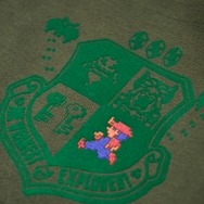 スウェットパーカーとフルジップパーカー