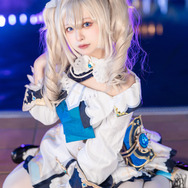 バーバラ『原神』／モデル：なぎ、撮影：tama