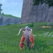 ポケモンに襲われる中年学生も…！『ポケモンSV』パルデア地方で見つけたオモシロシーンを激写